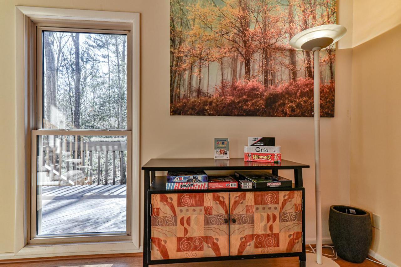 The Camby Cabin Just 12 Miles To Downtown Asheville Exterior photo
