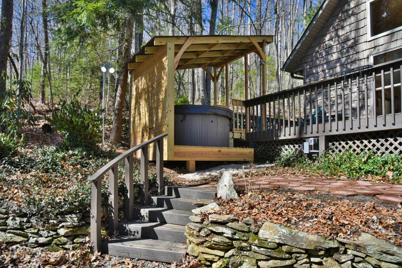 The Camby Cabin Just 12 Miles To Downtown Asheville Exterior photo