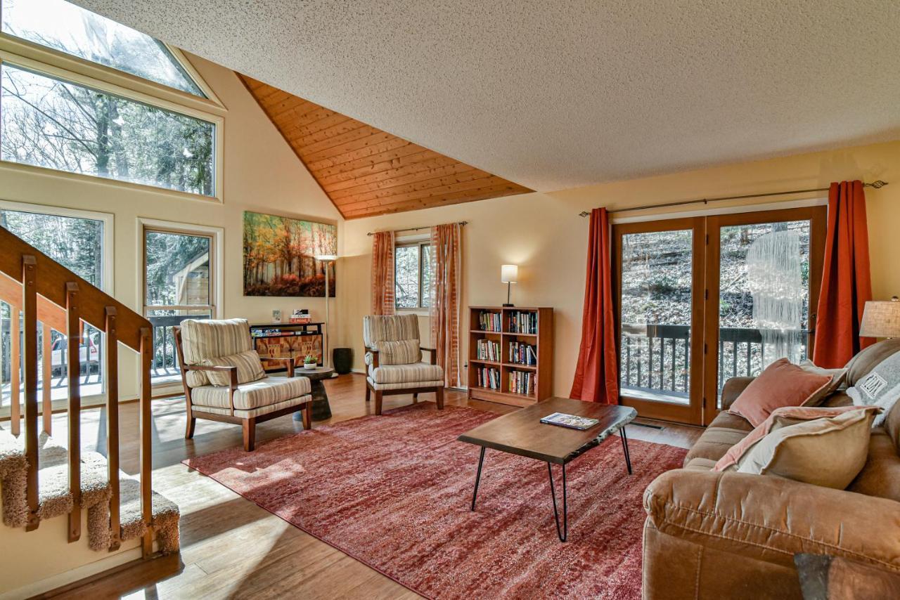 The Camby Cabin Just 12 Miles To Downtown Asheville Exterior photo